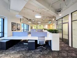 Tung Centre (D1), Office #484684561
